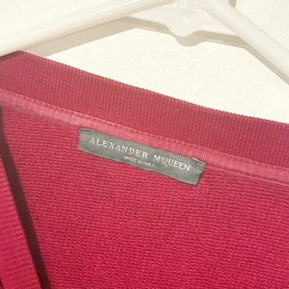 Alexander McQueen Red Paint Drip Graphic Sweatshirt Pullover Size 36 - Picture 4 of 6